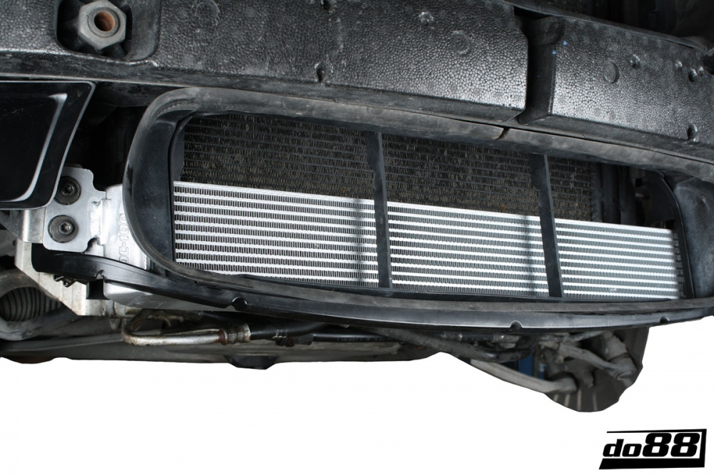 BMW M3 E90 E92 Engine oil cooler Racing