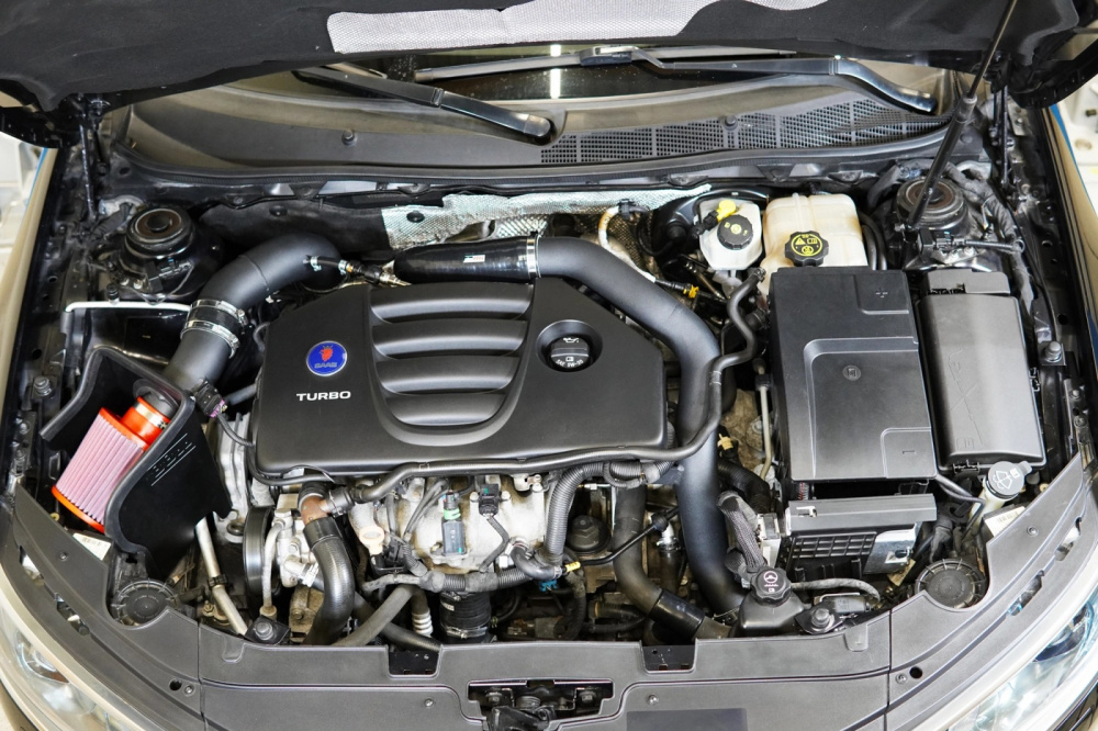 SAAB 9-5 2.0t 2010-2011 Pressure pipes