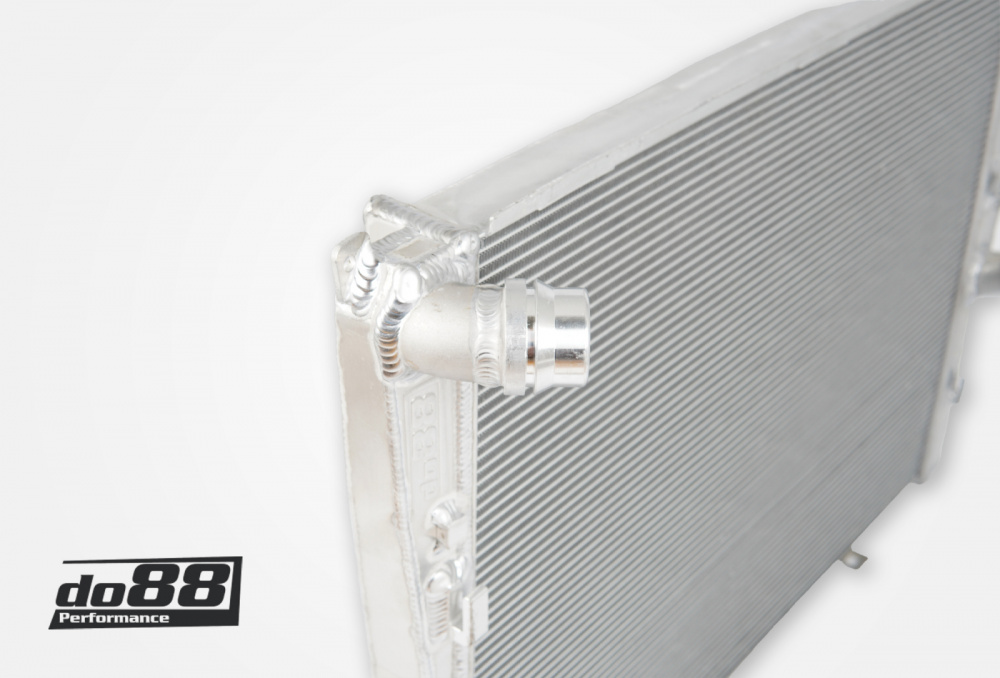 BMW M3 E90 E92 Radiator Aluminum
